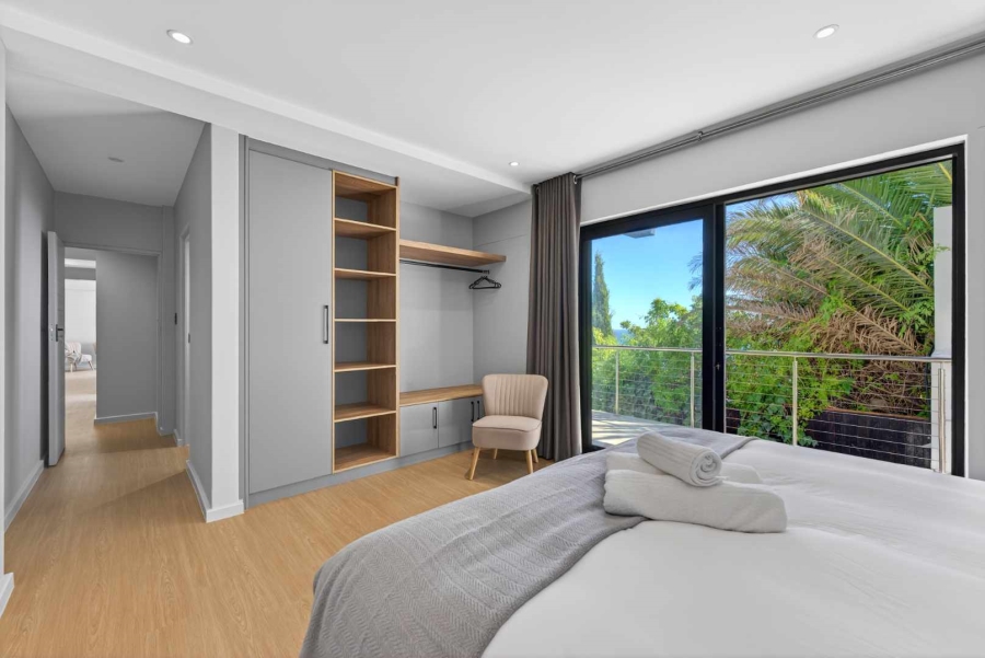 7 Bedroom Property for Sale in Camps Bay Western Cape